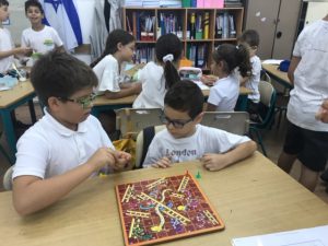 חניכה רהש 13
