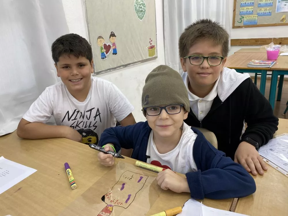 חנוכה 6